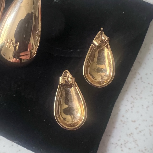 Heaven Mayhem Rain Drop Earrings - Lg & Sm - Gold - Picture 8 of 10